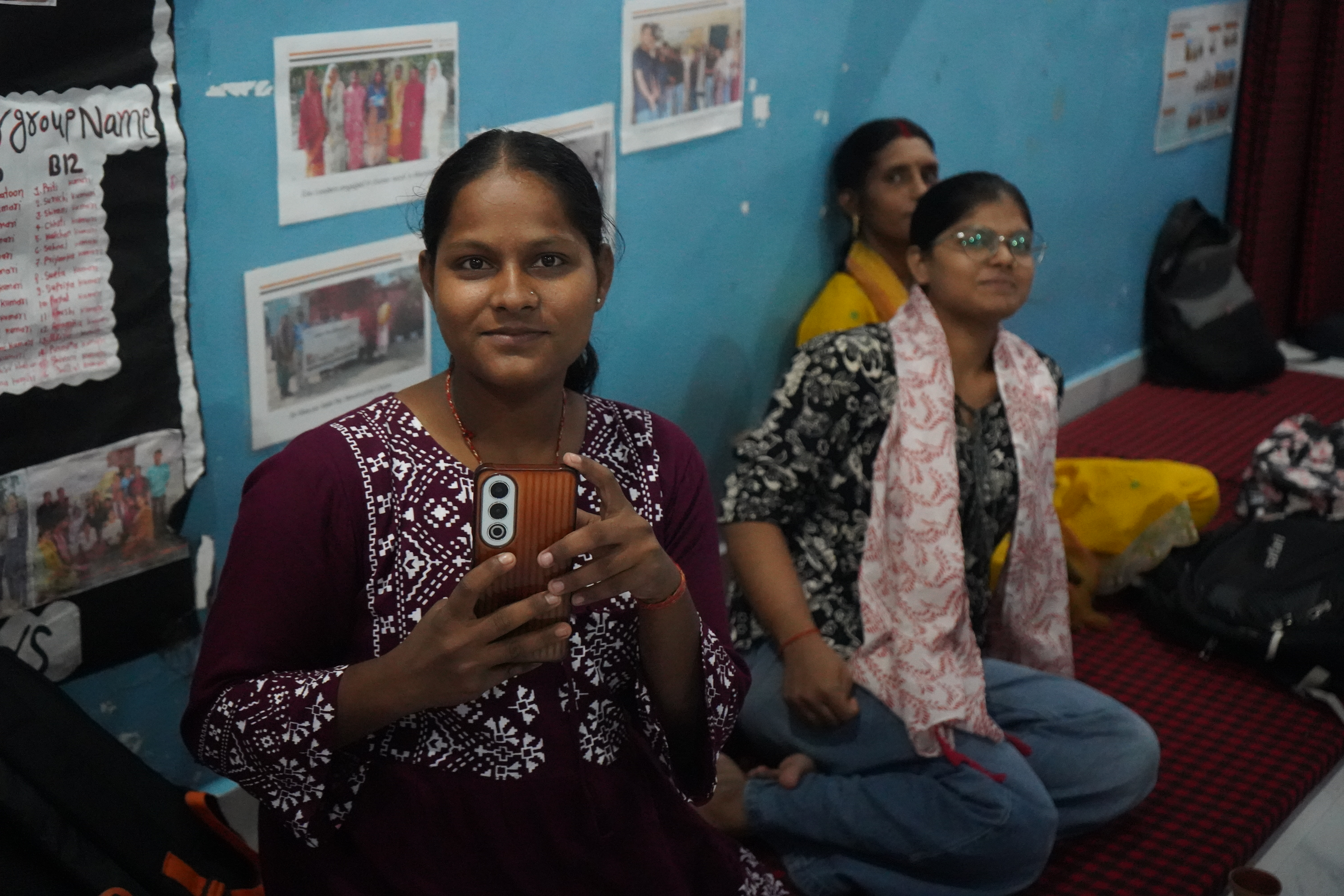Participant learning phone photography